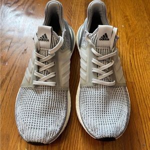 Adidas Ultra Boost grey Men’s 7 women’s 8.5